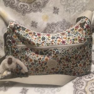 #9 Floral shoulder bag